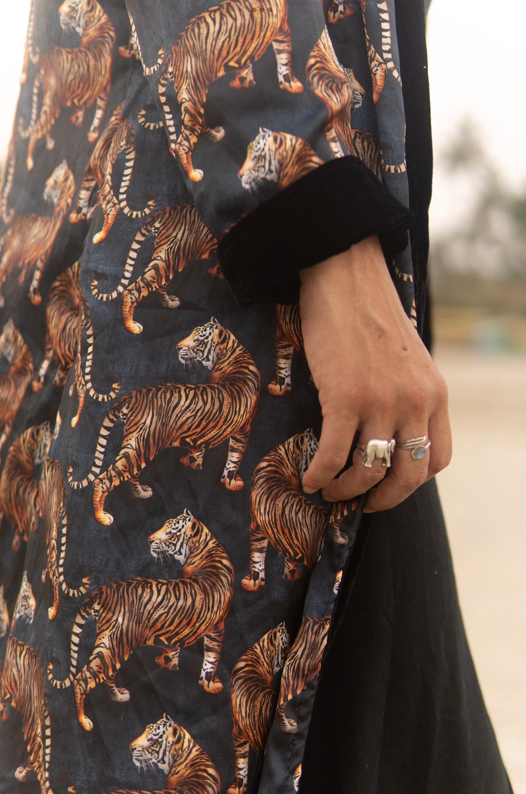 Kimono in Velluto - Black Tiger