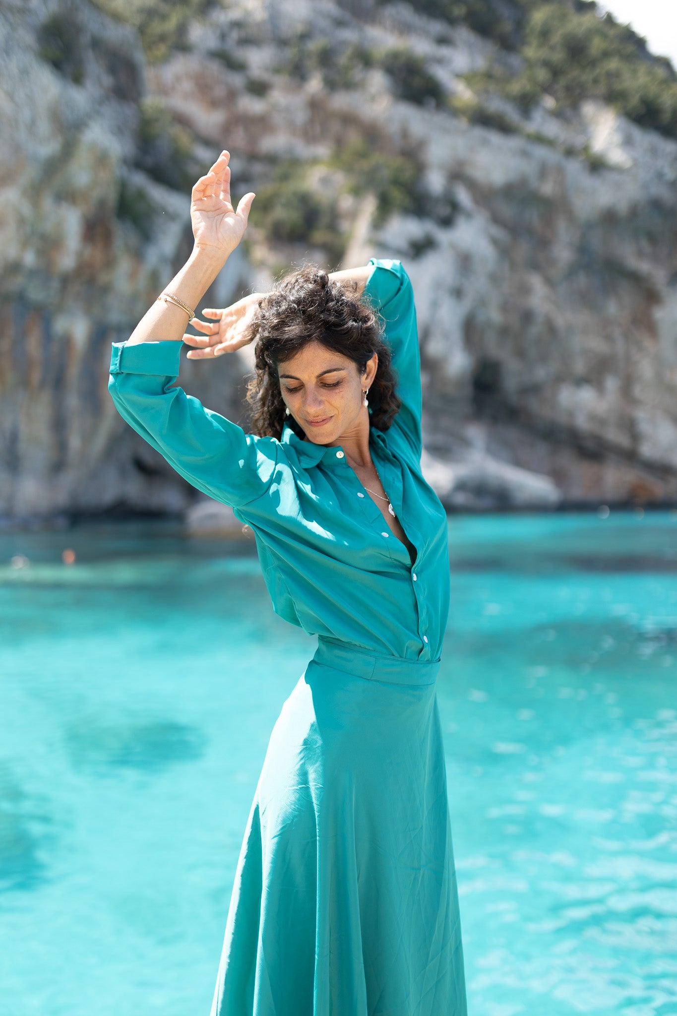 Camicia di seta indiana verde acqua unisex