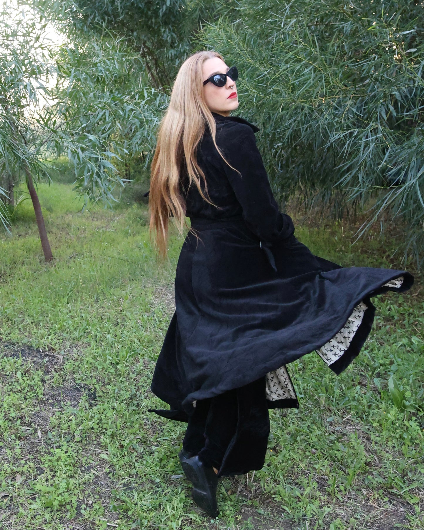 Trench in Velluto - Black Cross