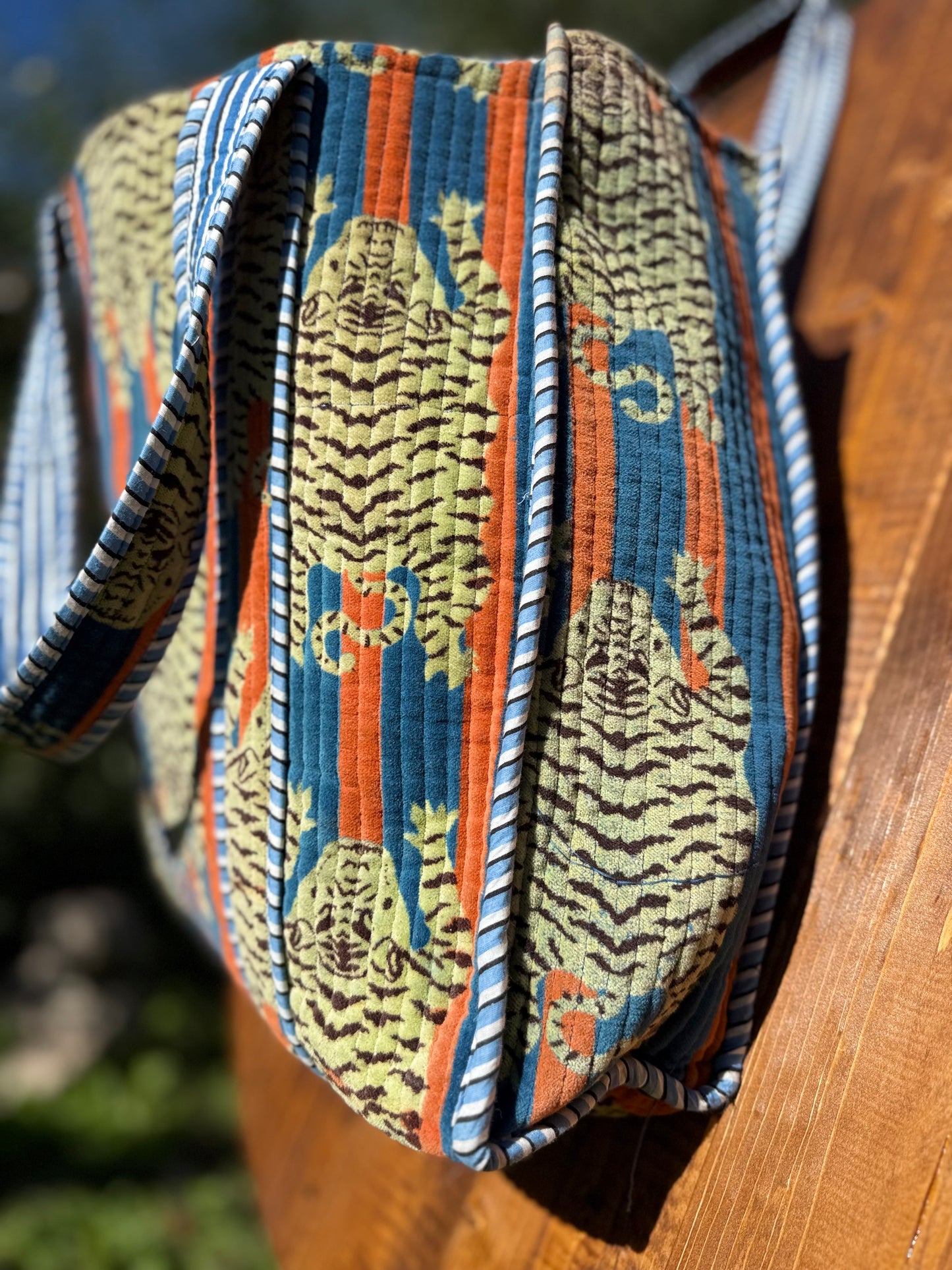 Borsa in velluto Tiger